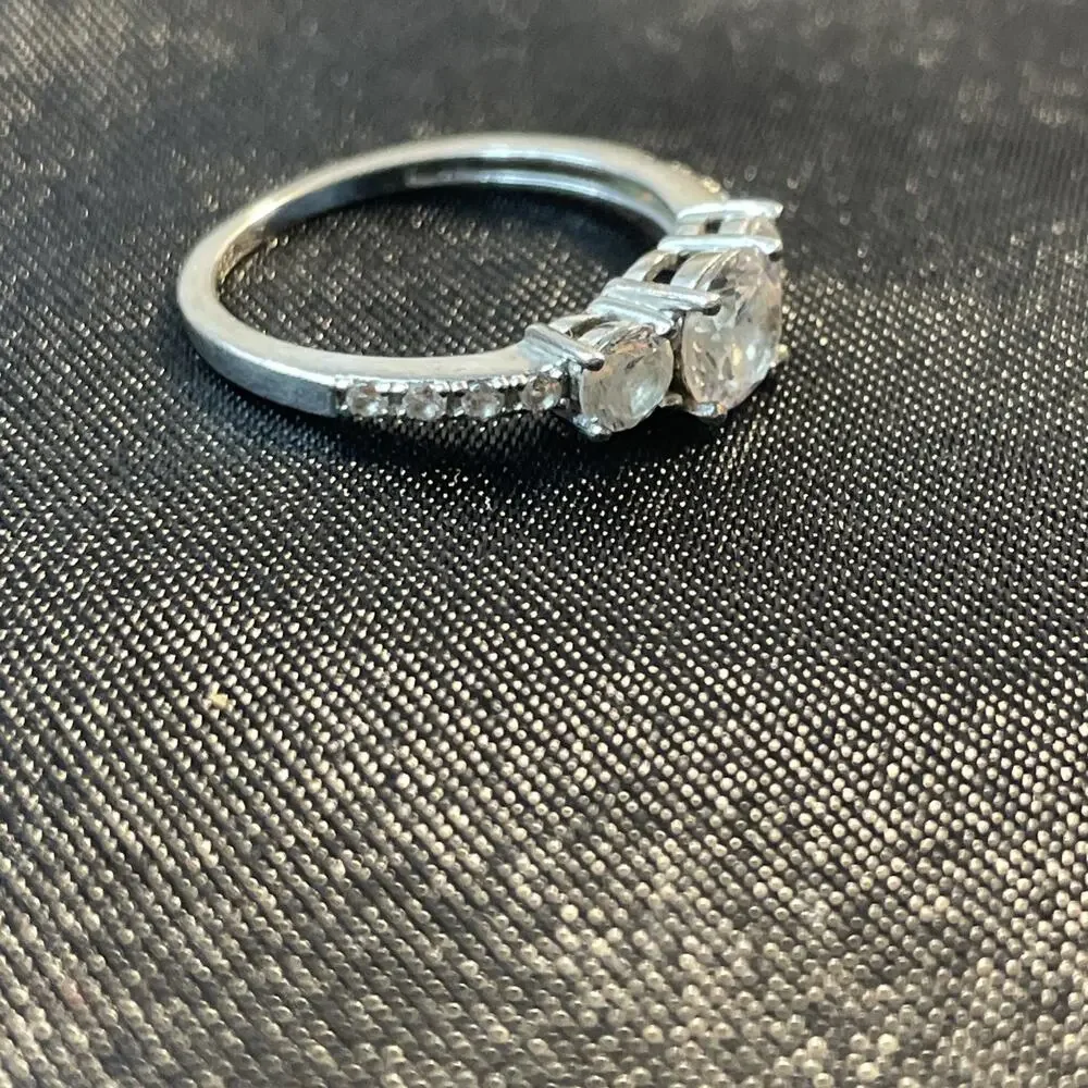 Vintage 925 Sterling Silver Three Stone Cubic Zirconia Engagement Ring Sz 7